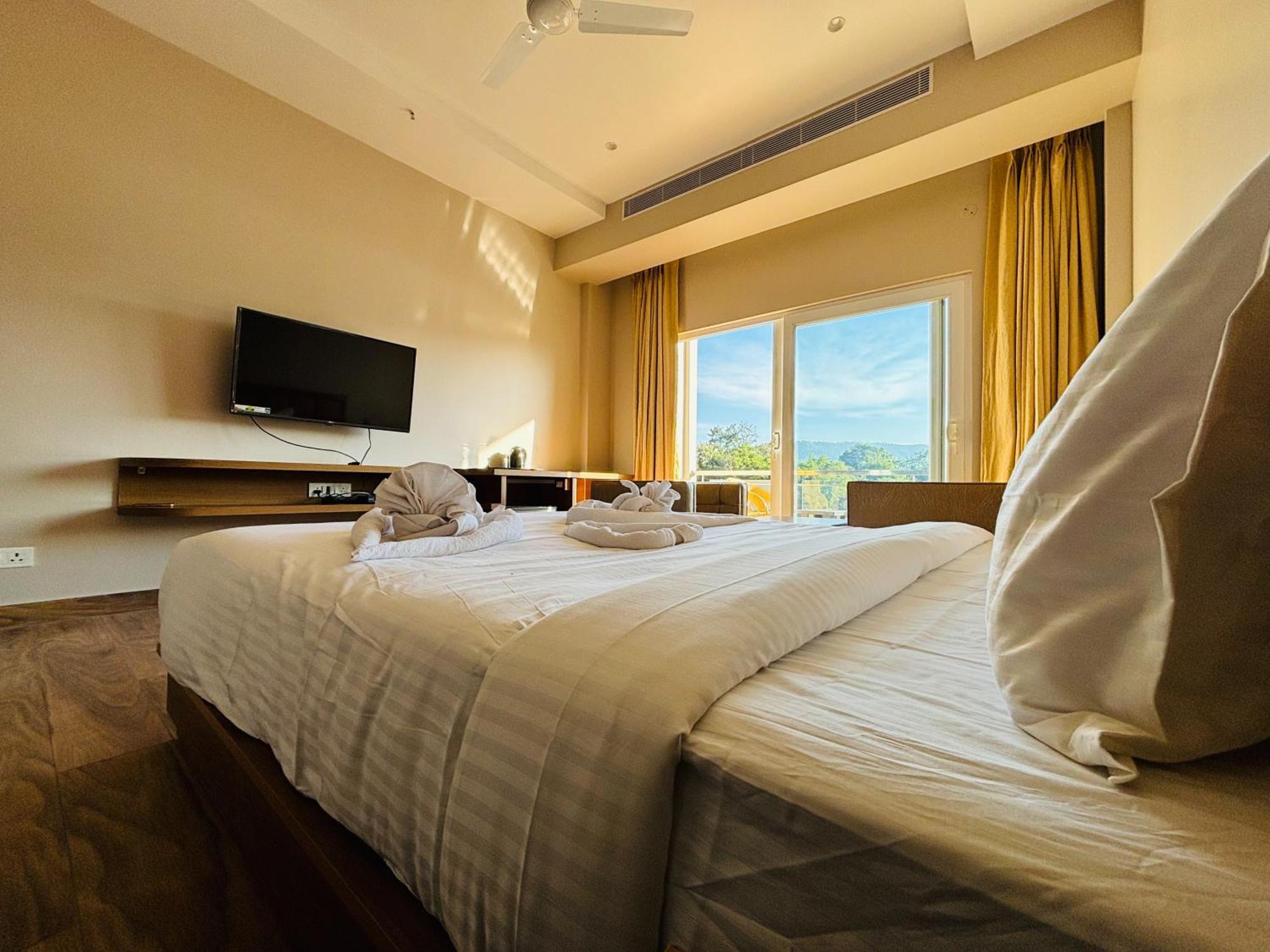 Finn'S Weaver Resort, Kāziranga Εξωτερικό φωτογραφία