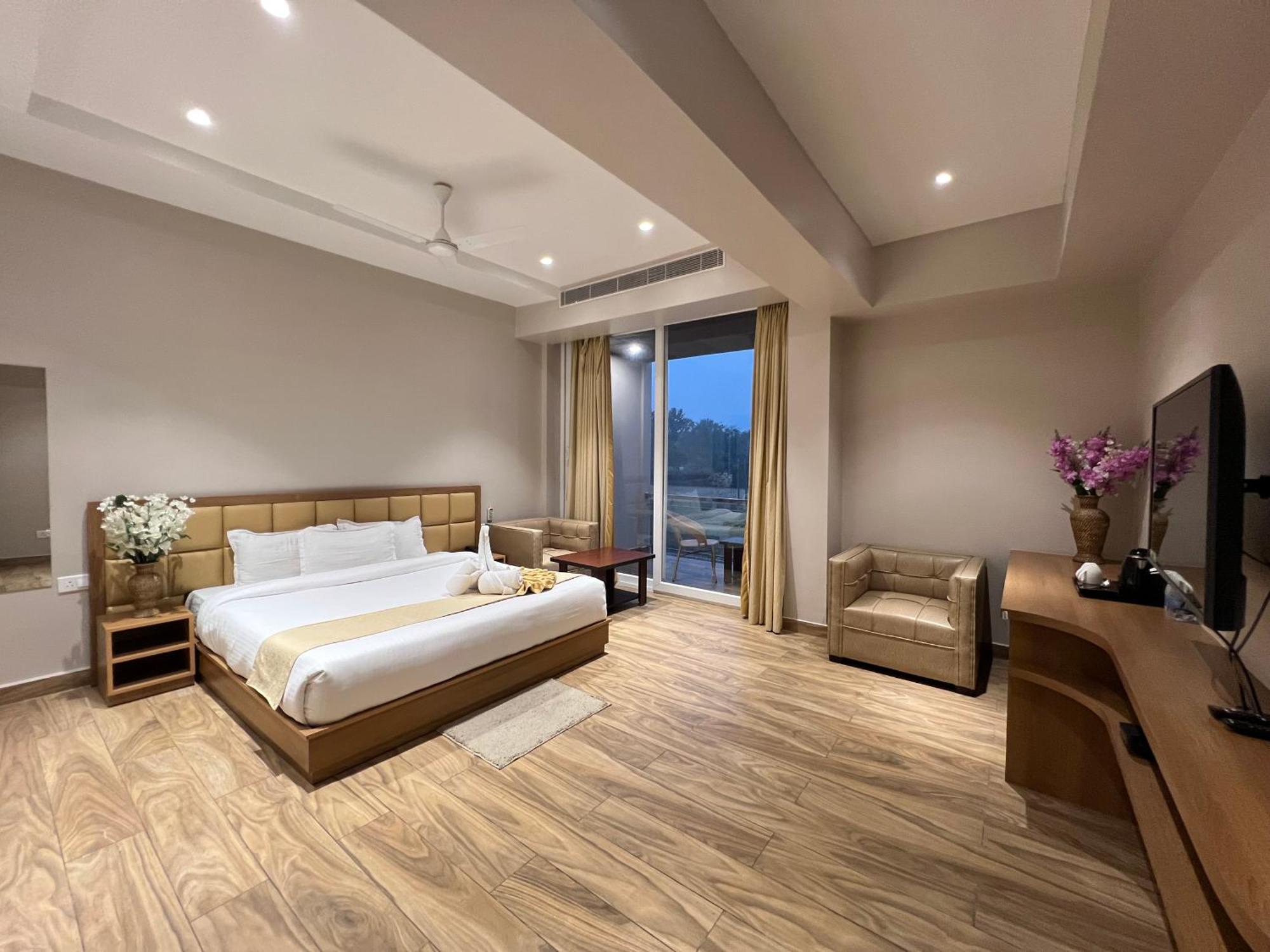 Finn'S Weaver Resort, Kāziranga Εξωτερικό φωτογραφία