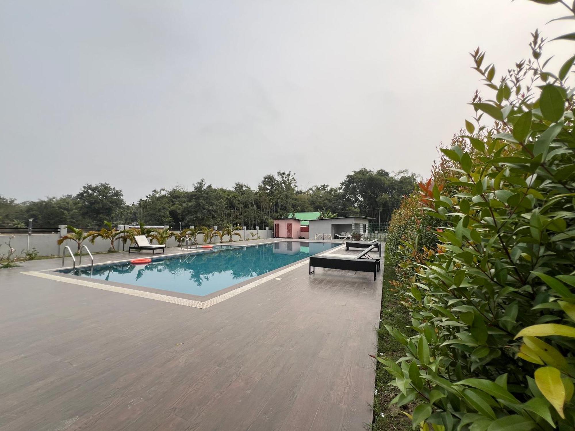 Finn'S Weaver Resort, Kāziranga Εξωτερικό φωτογραφία